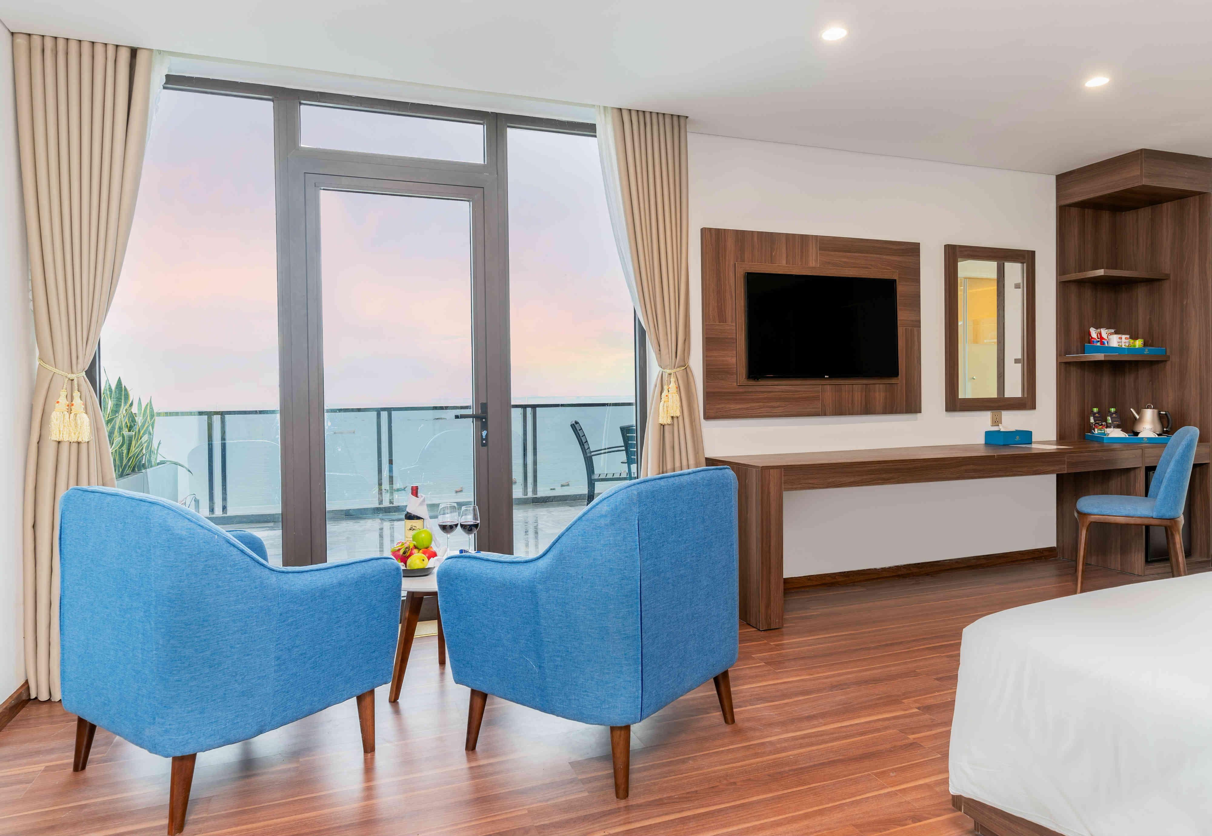 Grand Gold Beach Hotel & Spa Danang Exterior photo