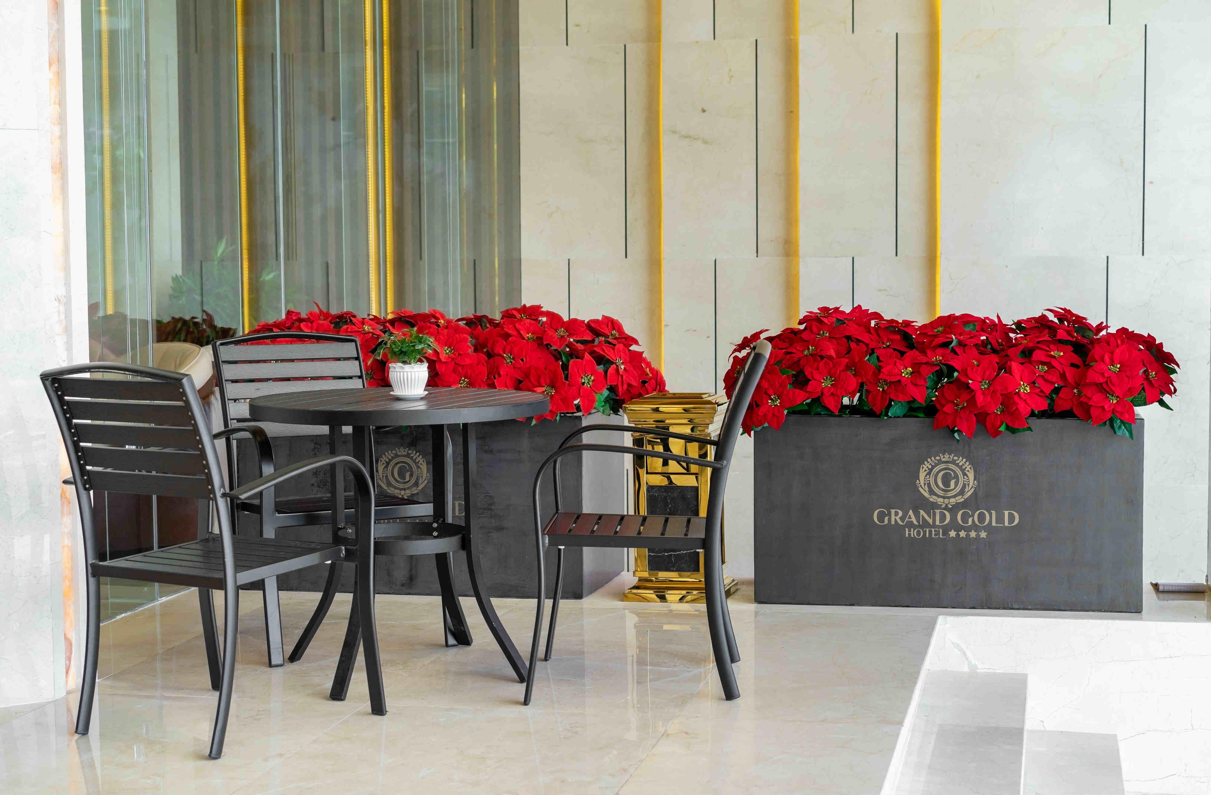 Grand Gold Beach Hotel & Spa Danang Exterior photo