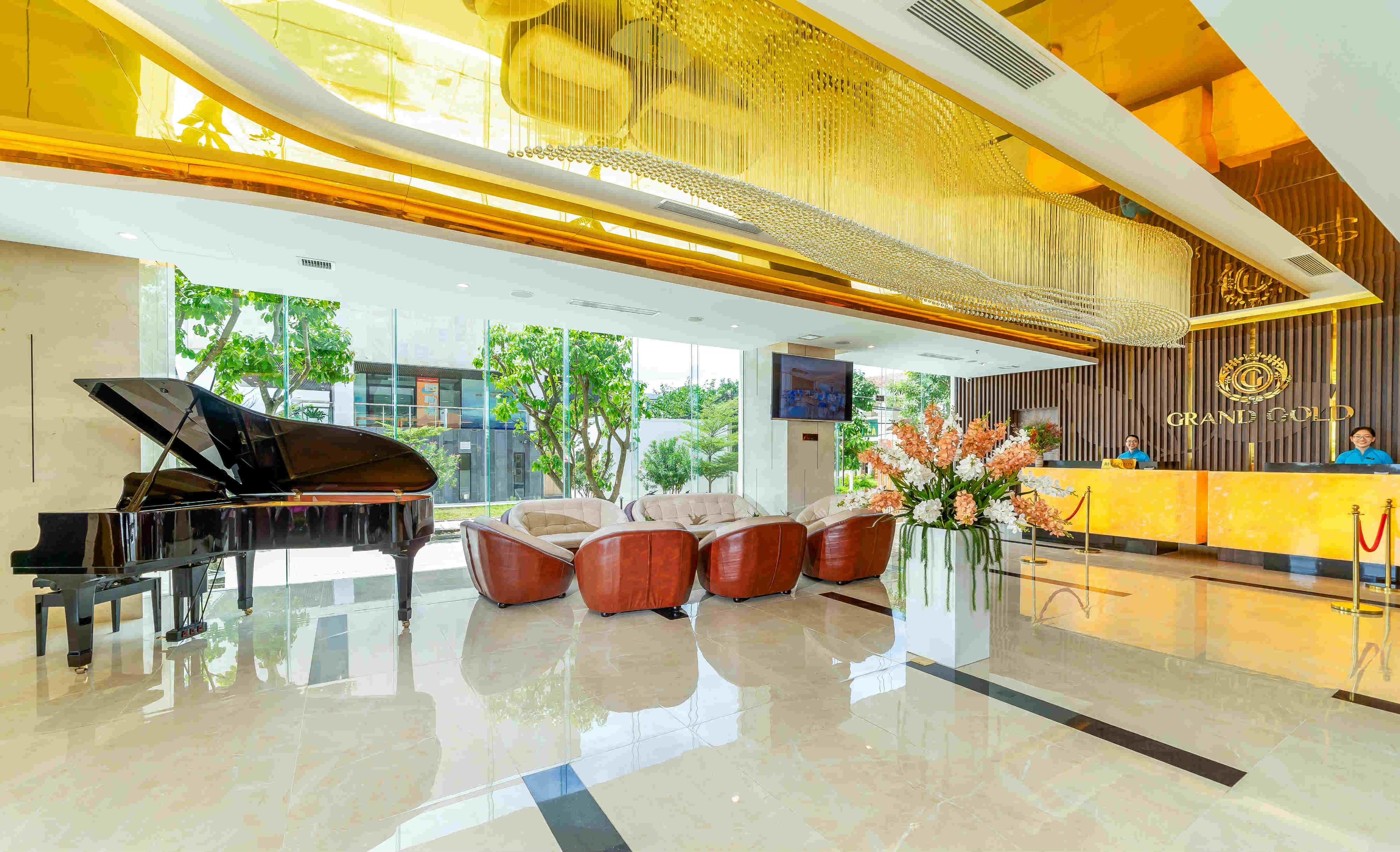 Grand Gold Beach Hotel & Spa Danang Exterior photo