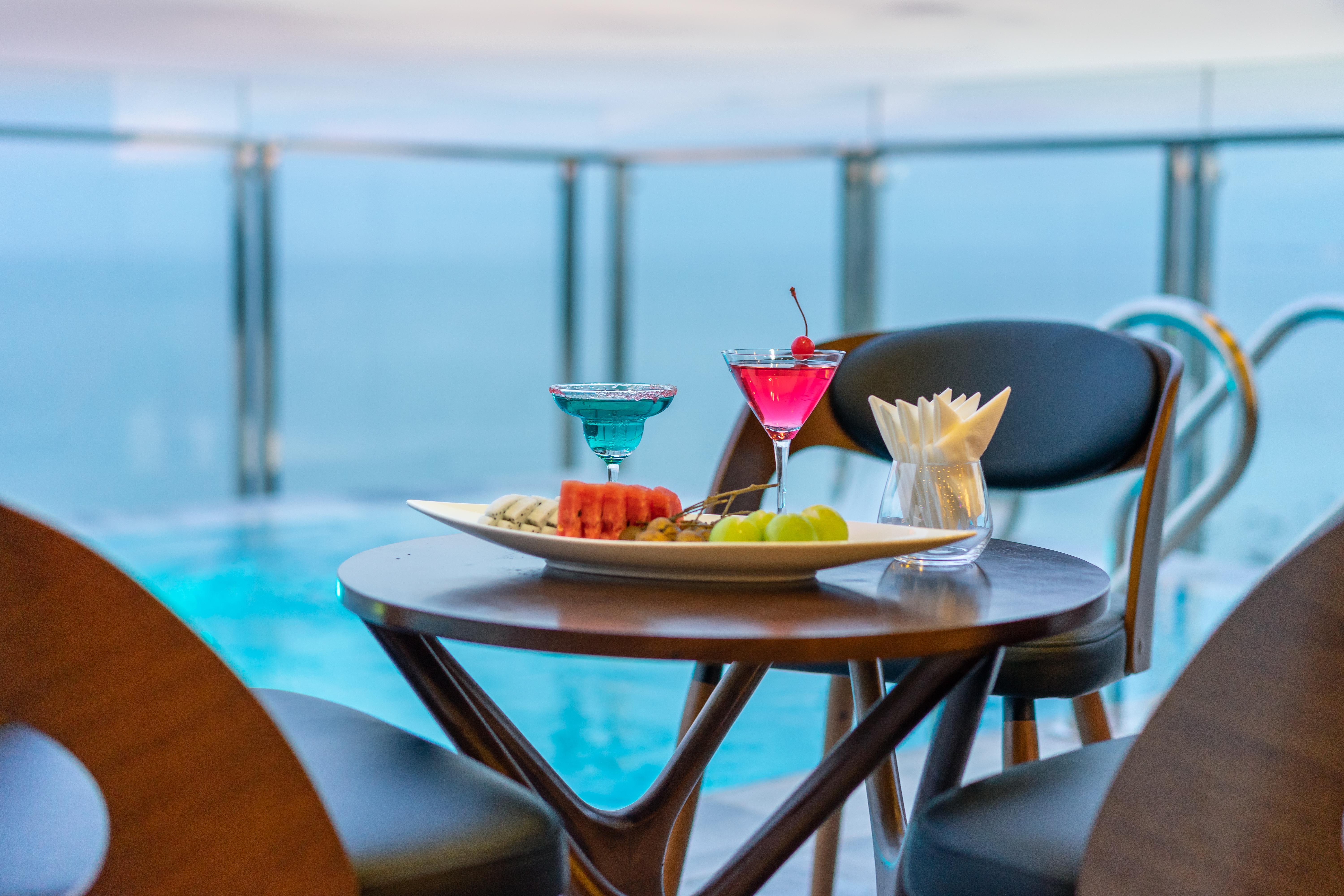 Grand Gold Beach Hotel & Spa Danang Exterior photo