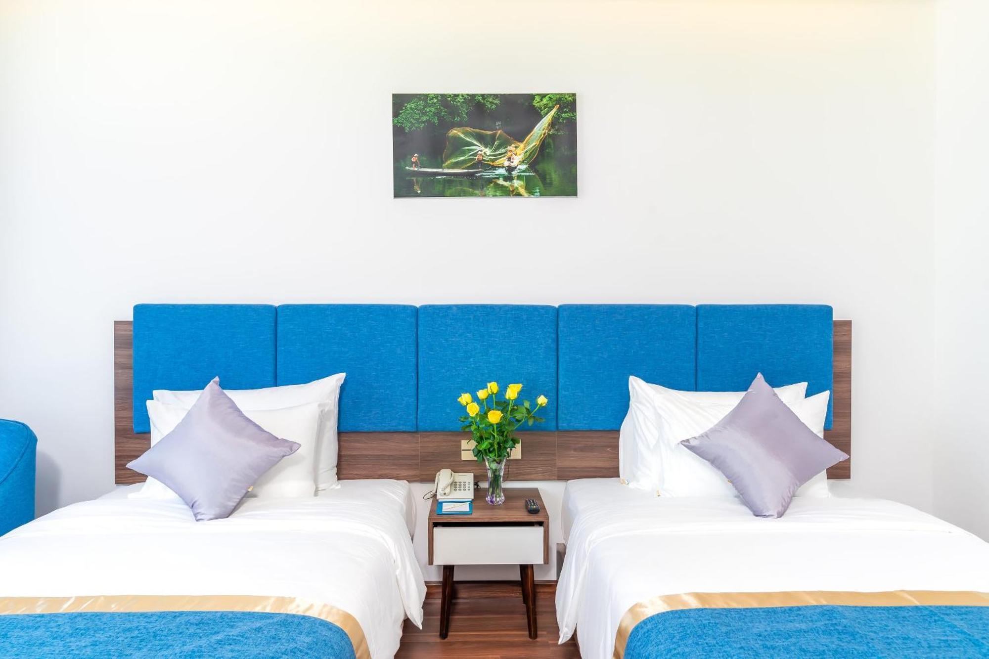 Grand Gold Beach Hotel & Spa Danang Exterior photo